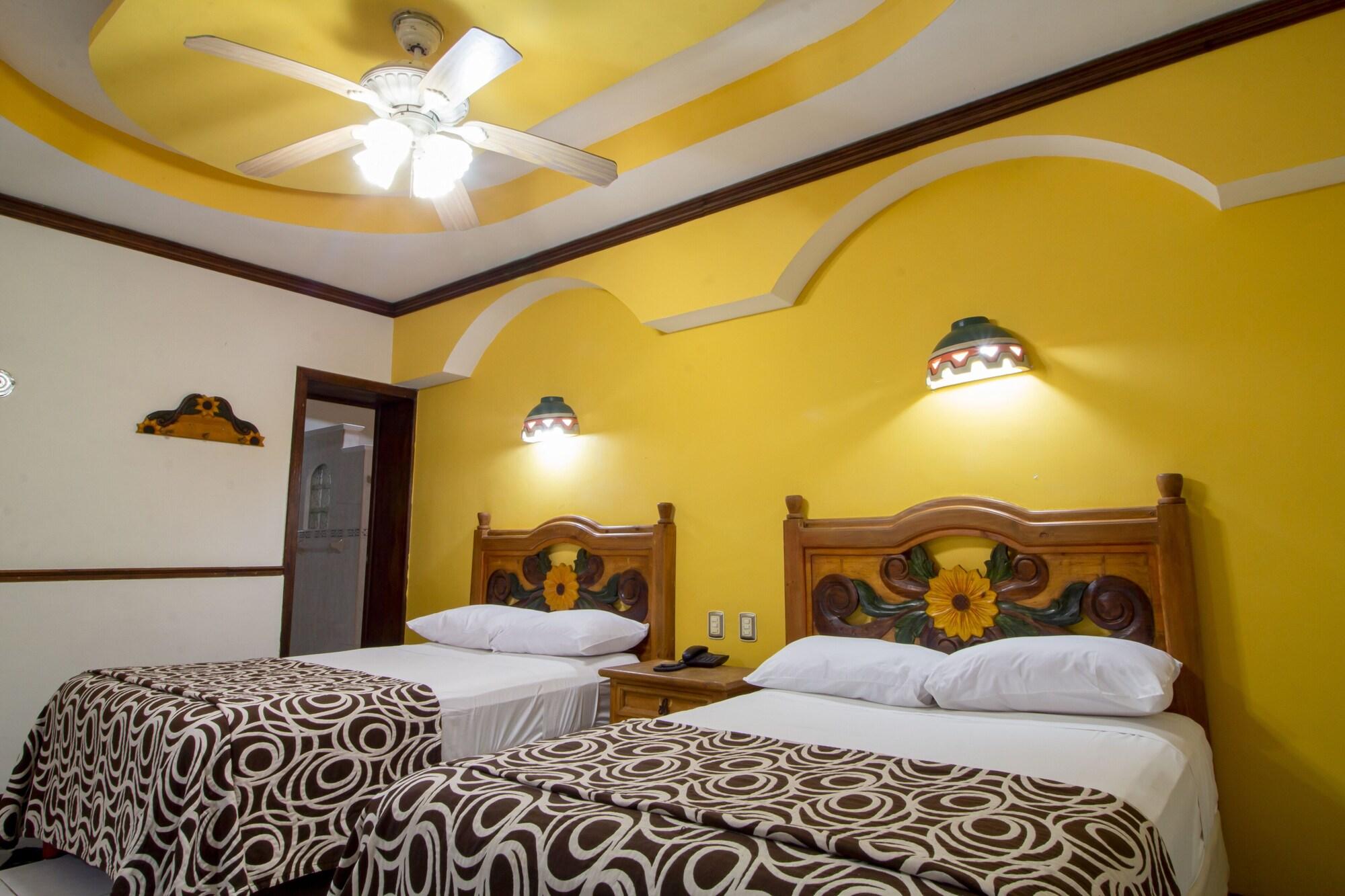 Suites Flamboyanes Мерида Экстерьер фото