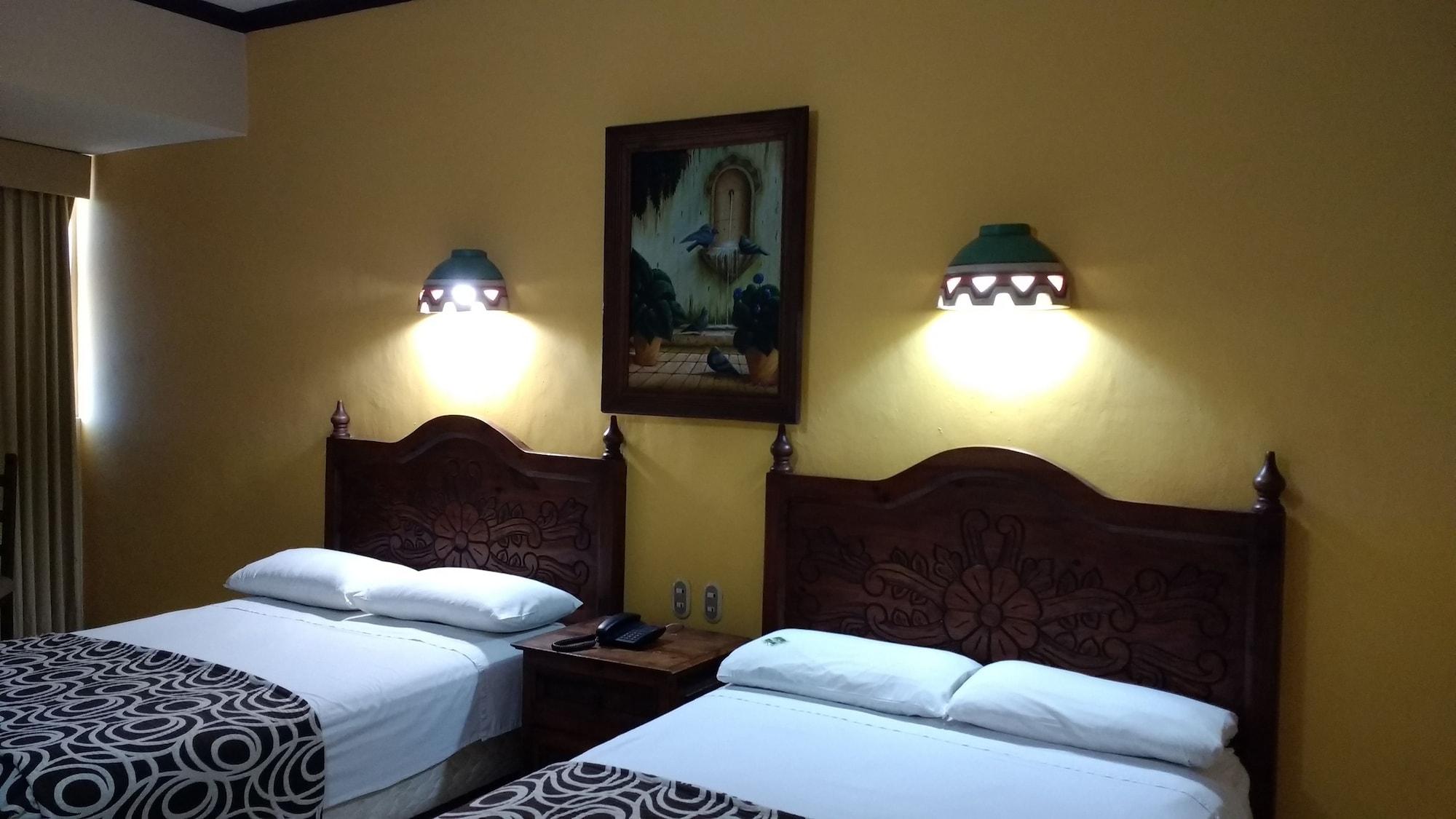 Suites Flamboyanes Мерида Экстерьер фото