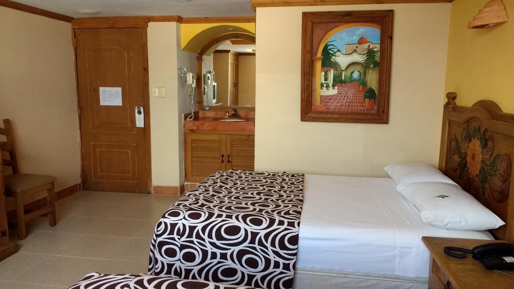Suites Flamboyanes Мерида Экстерьер фото